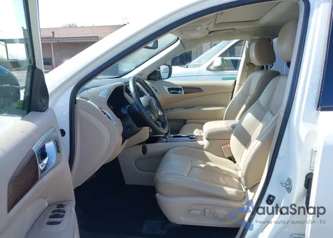 2018 Nissan Pathfinder Platinum из США, поврежденный, VIN 5N1DR2MM5JC609208